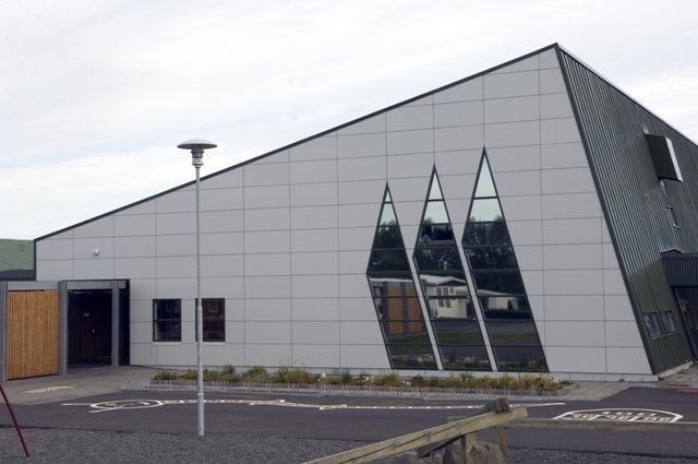 Skólaakstur við Hvolsskóla laus til umsóknar