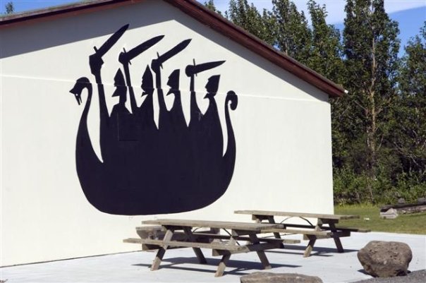 Sala fasteignarinnar að Hlíðarvegi 14 – Sögusetur/Kaupfélagssafn