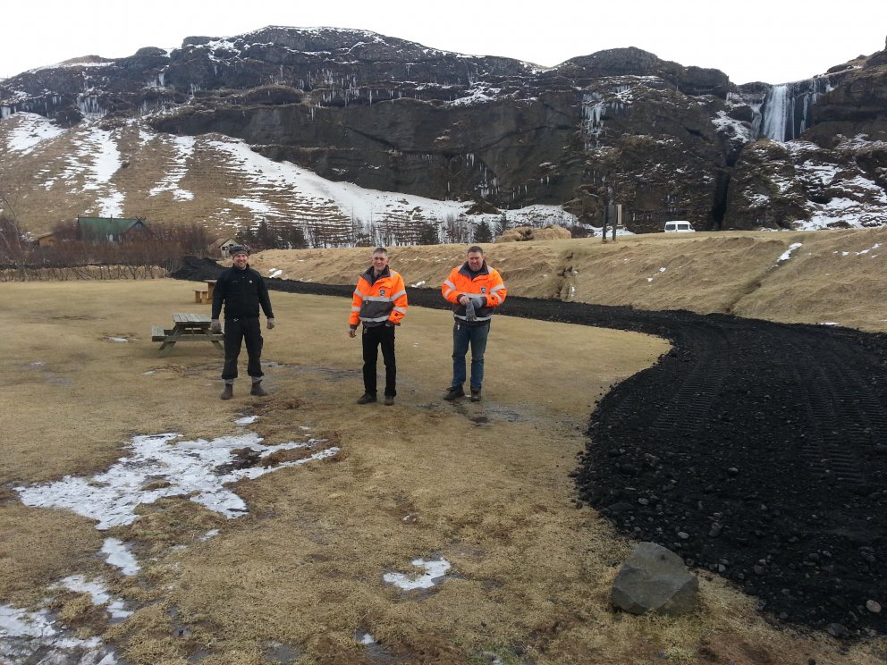 Unnið að stígagerð og endurbótum á Hamragörðum