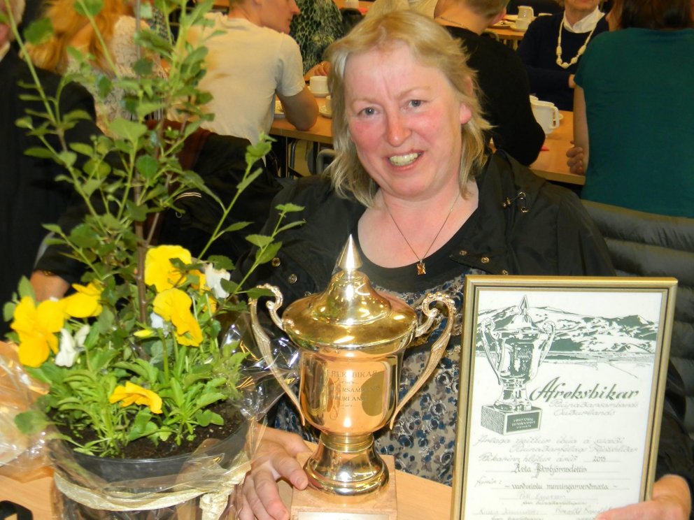 Ásta hlaut viðurkenningu og afreksbikar Fljótshlíðar