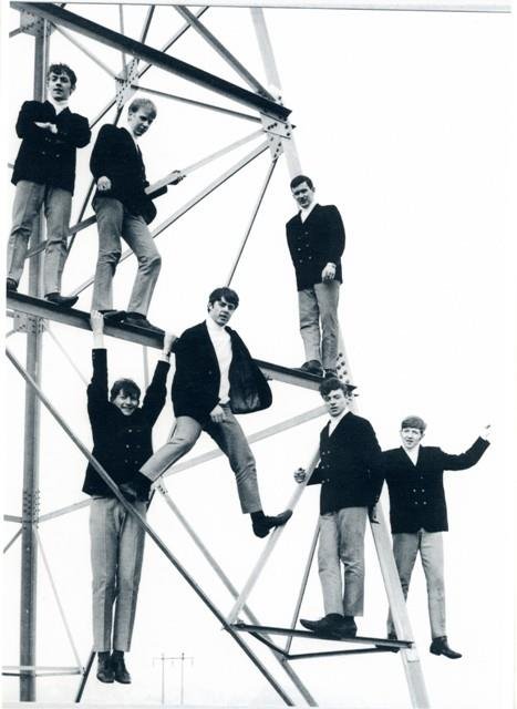 Dúmbó og Steini spila í Hvoli 8. júní nk.