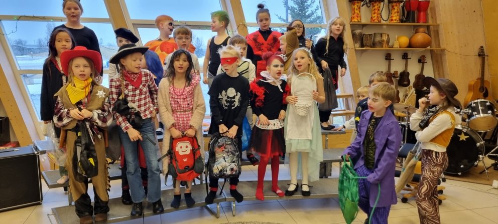 Öskudagurinn 2022 í Hvolsskóla