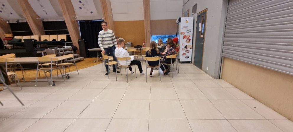 Ungmennaþing hafið í Hvolsskóla