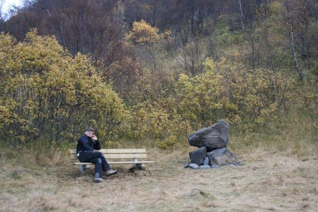 Sveitarfélagið gefur bekk í Þórsmörk