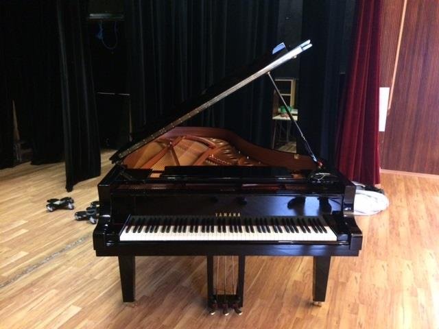 Nýr flygill í Hvolinn