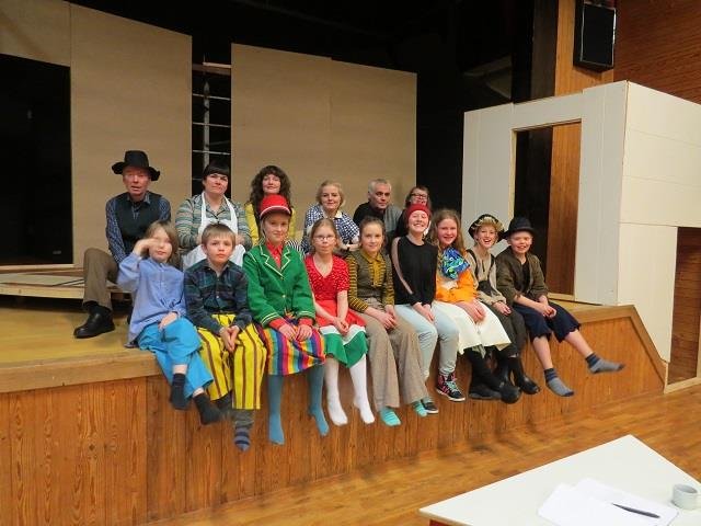 Kardemommubærinn sýndur áfram í apríl