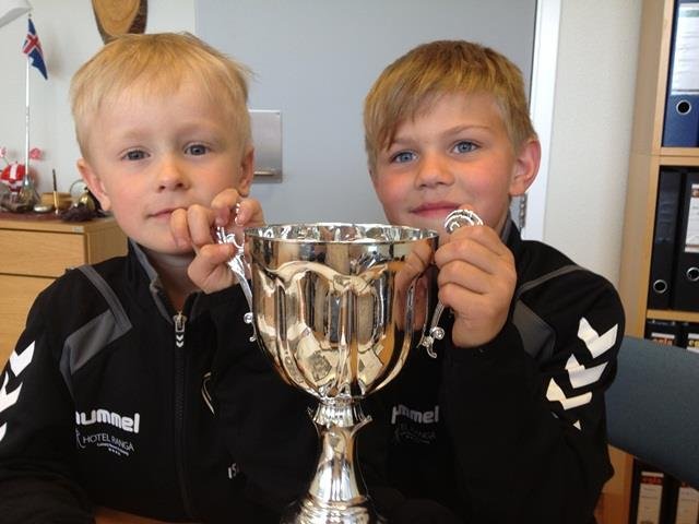 Hressir strákar úr 7. flokk KFR