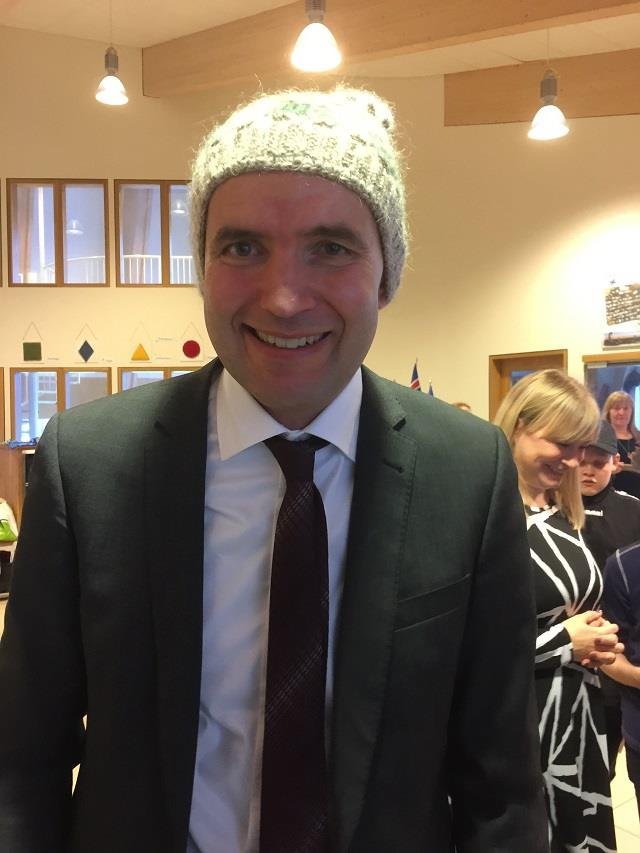 Forseti Íslands heiðursgestur í Hvolsskóla