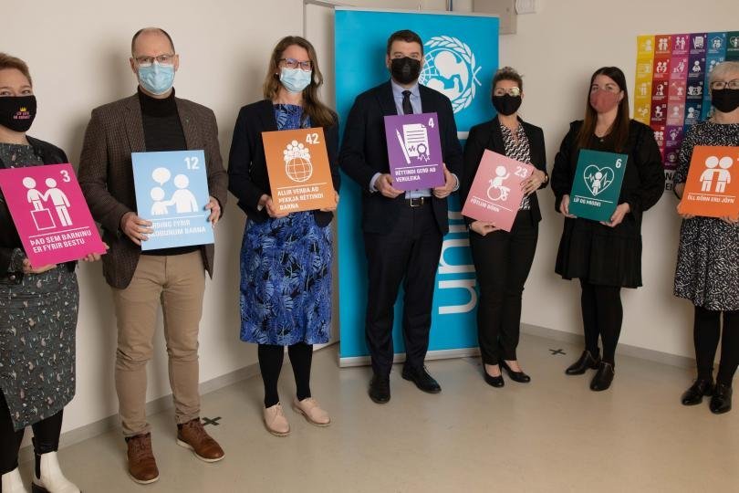 F.v. Helga Elísabet Guðlaugsdóttir, umsjónarmaður verkefnisins Fjarðabyggð, Jón G. Valgeirsson sveit&hellip;