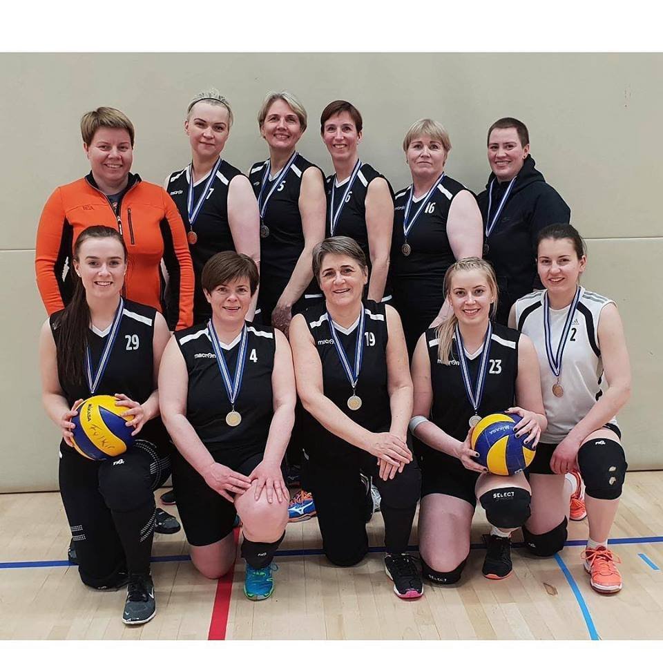 Blaklið Dímon-Hekla 2 upp um deild