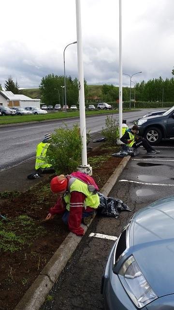 Vinnuskólinn tekinn til starfs