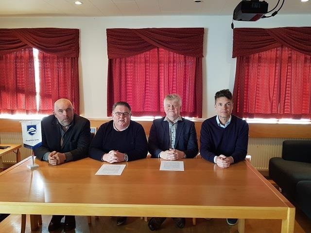 Hamragarðar og Seljalandsfoss