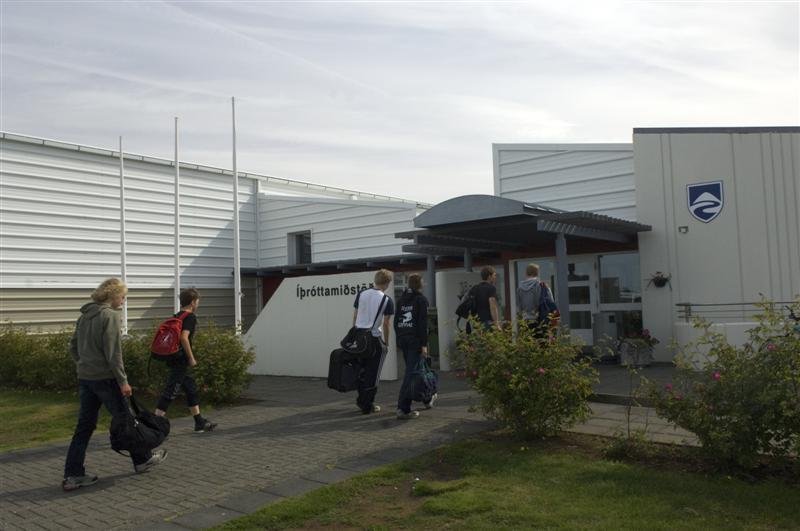 Íþróttamiðstöðin lokuð vegna námskeiðs og viðhalds