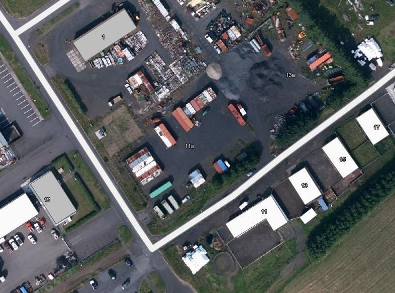 Til eigenda gáma á geymslusvæðinu við Ormsvöll