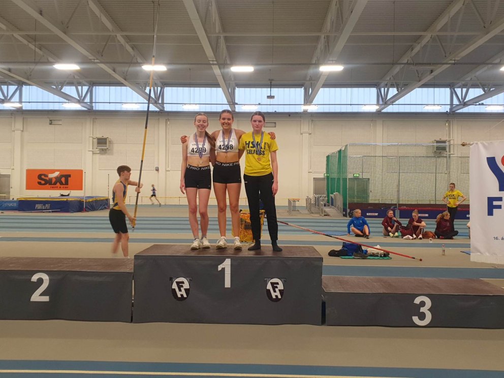 Góður árangur hjá Ívari Yl og Katrínu Eyland