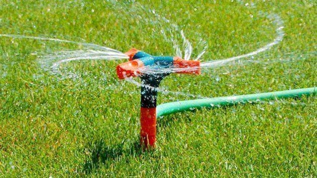 Íbúar beðnir um að fara sparlega með vatn